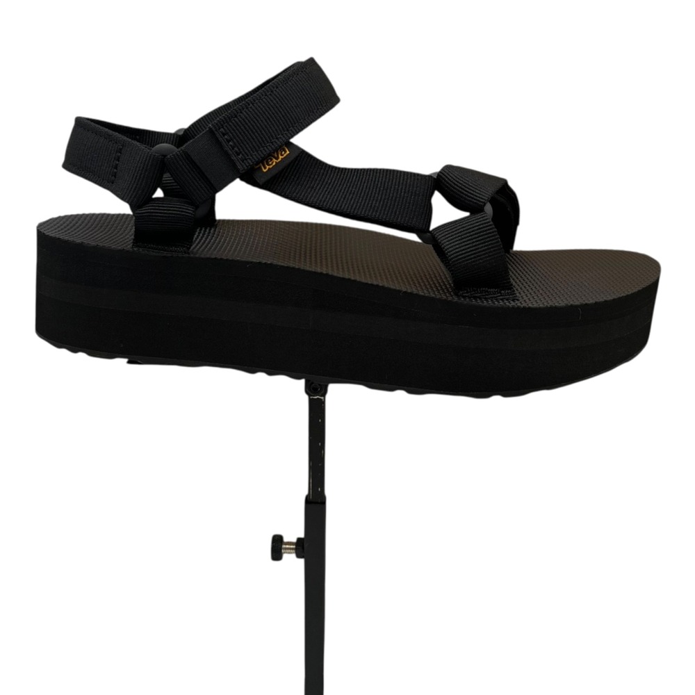 Teva Women's Universal Platform Sport Sandal Size 9 Black Lightweight Adjustable